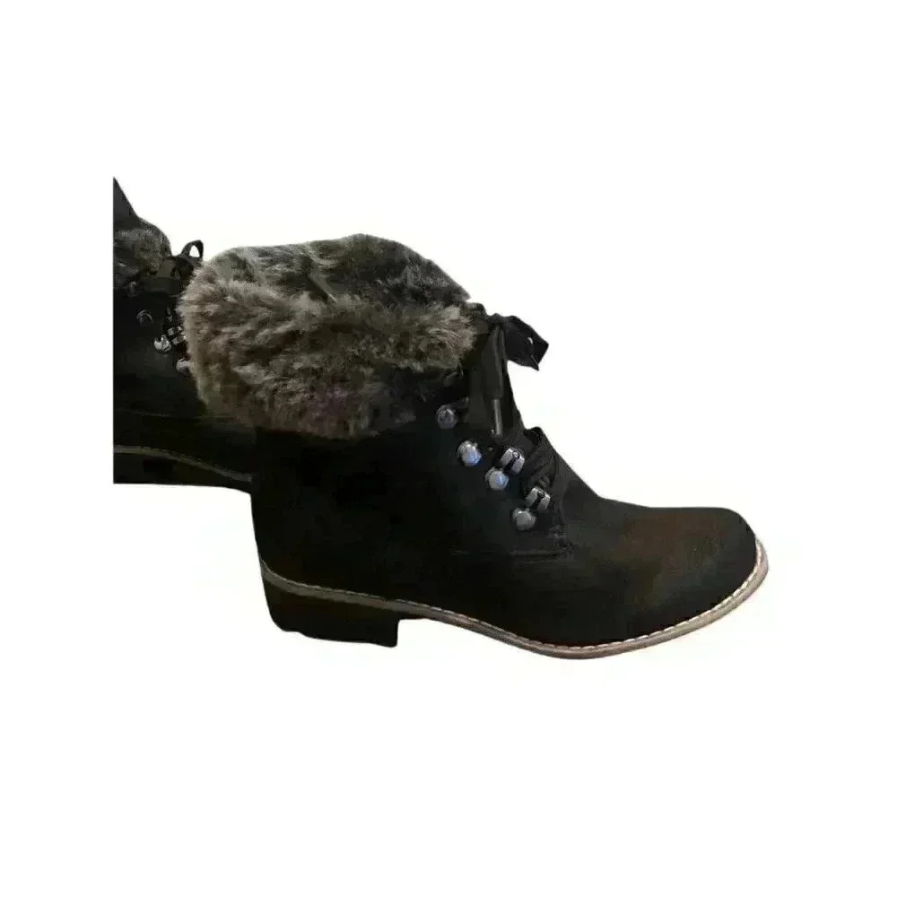 CLIFFS BY WHITE MOUNTAIN Woman’s Paddington Bootie - size  7.5